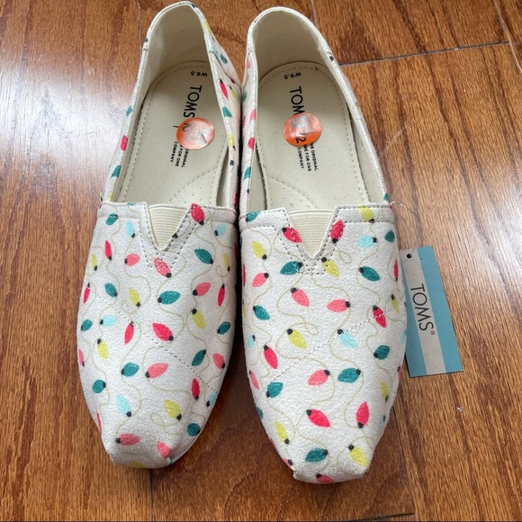 Toms Shoes - Toms Women’s natural shoes